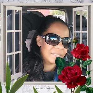 Meet your Posher, Evelyn